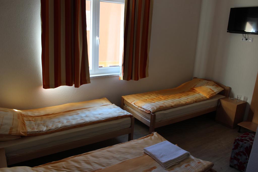 Rooms Zebax Сараево Екстериор снимка